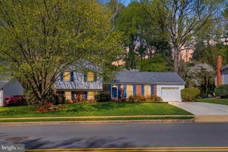 5218 OLLEY LN, Burke, VA 22015