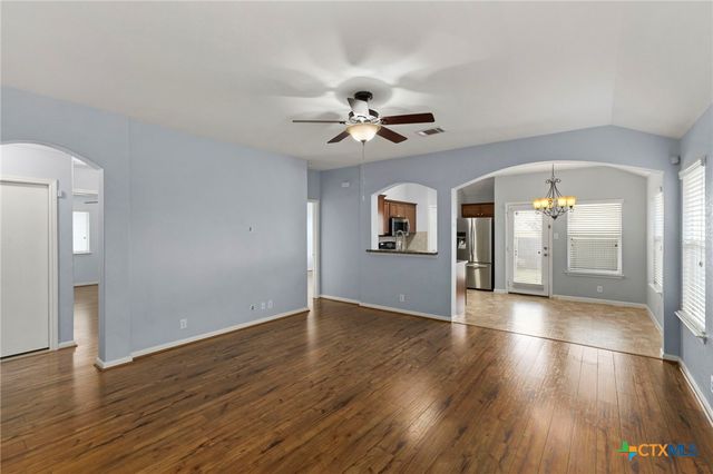 405 Teron Drive, San Marcos, TX 78666