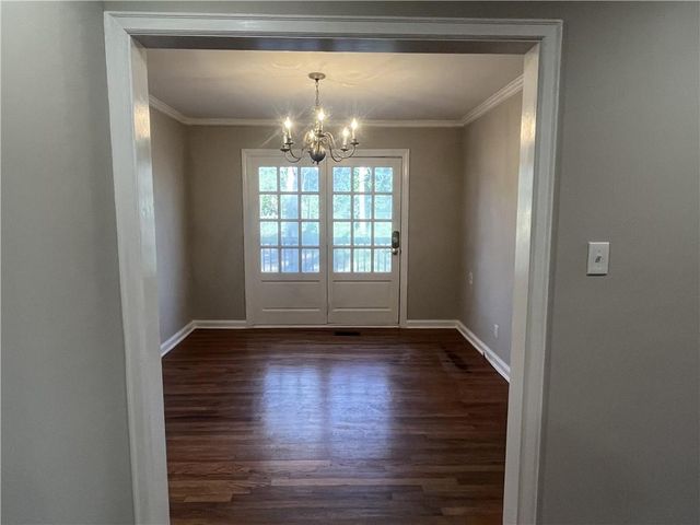 1192 Kingsley Circle NE, Atlanta, GA 30324