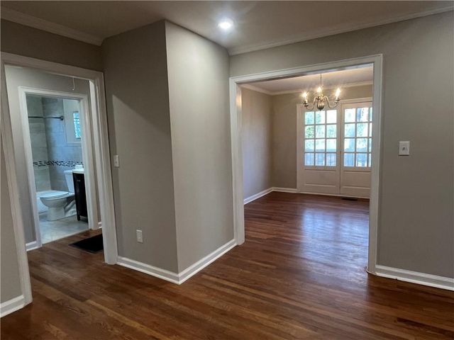 1192 Kingsley Circle NE, Atlanta, GA 30324