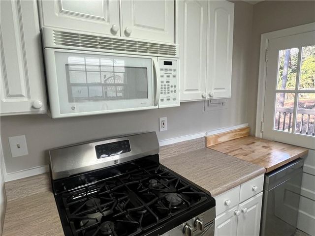 1192 Kingsley Circle NE, Atlanta, GA 30324