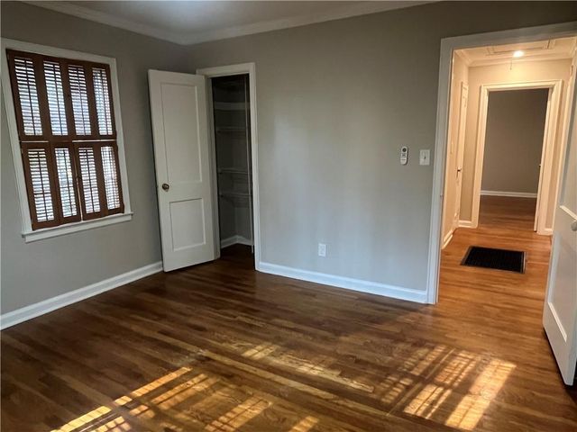 1192 Kingsley Circle NE, Atlanta, GA 30324