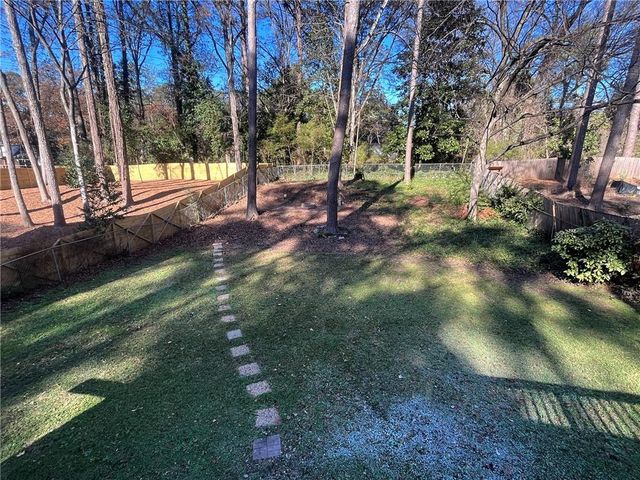 1192 Kingsley Circle NE, Atlanta, GA 30324