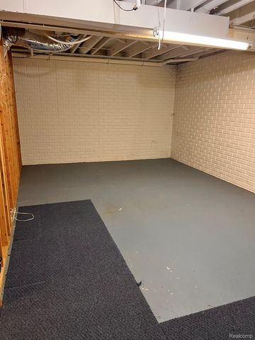 2078 W Ridge Drive 21, Davison, MI 48423