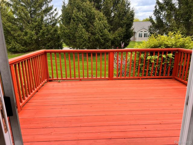 2078 W Ridge Drive 21, Davison, MI 48423