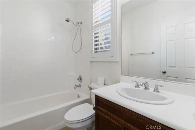 3101 Camino Hermanos, Lancaster, CA 93536