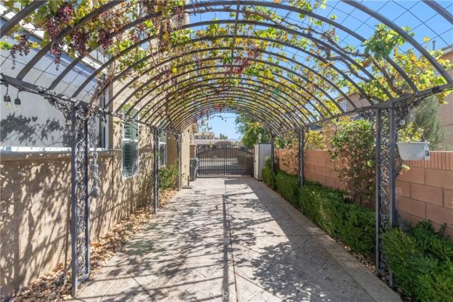 3101 Camino Hermanos, Lancaster, CA 93536