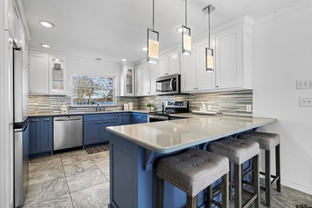 17119 Pilot Dr, Tyler, TX 75707