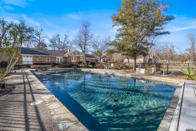 17119 Pilot Dr, Tyler, TX 75707