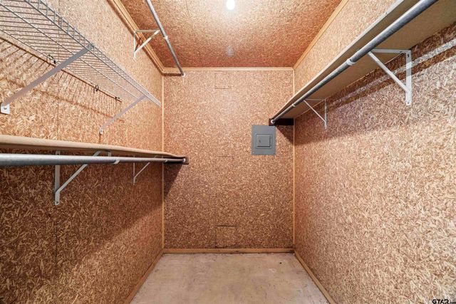 17119 Pilot Dr, Tyler, TX 75707