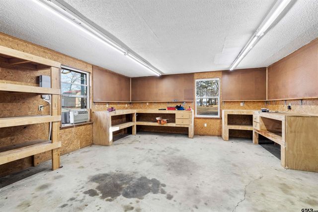 17119 Pilot Dr, Tyler, TX 75707