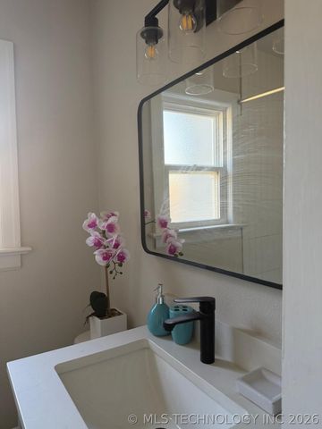 1210 S Evanston Avenue, Tulsa, OK 74104