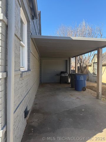 1210 S Evanston Avenue, Tulsa, OK 74104