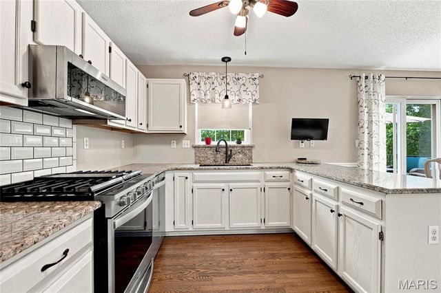 932 Grape Arbor Drive, Arnold, MO 63010