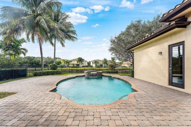 16631 Chesapeake Bay Court, Delray Beach, FL 33446