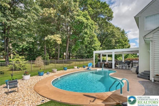 5191 Cassidy Drive, North Whitehall Twp, PA 18078