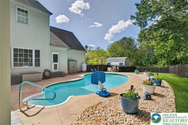 5191 Cassidy Drive, North Whitehall Twp, PA 18078