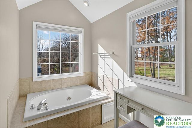 5191 Cassidy Drive, North Whitehall Twp, PA 18078