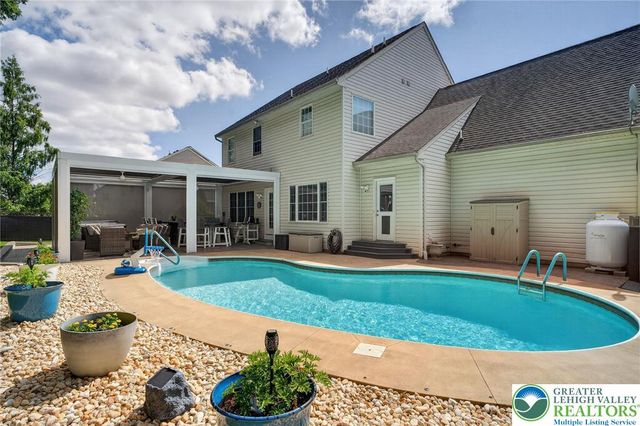 5191 Cassidy Drive, North Whitehall Twp, PA 18078