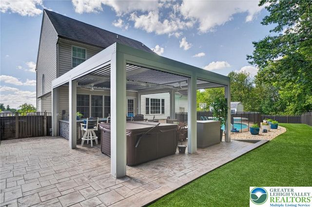 5191 Cassidy Drive, North Whitehall Twp, PA 18078