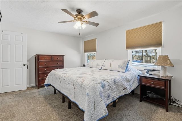 545 Chaparral Dr, Cranberry Twp, PA 16066