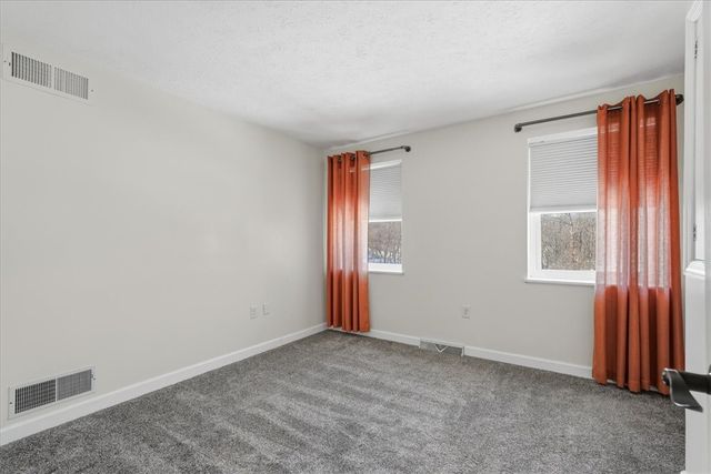 545 Chaparral Dr, Cranberry Twp, PA 16066