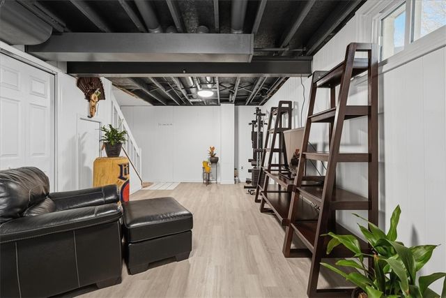 545 Chaparral Dr, Cranberry Twp, PA 16066