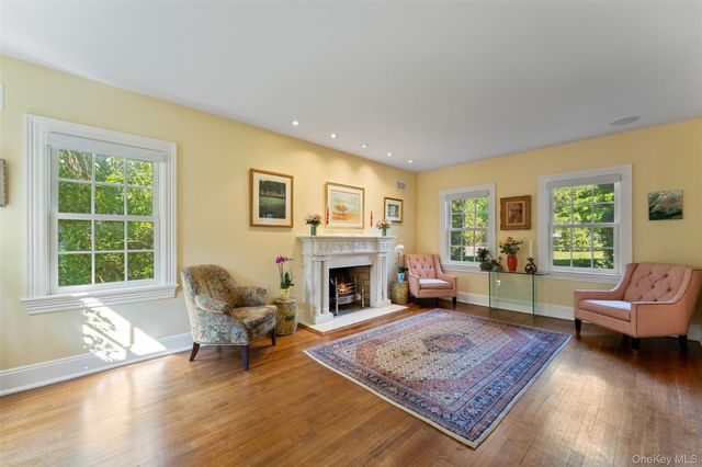 5 Cooper Road, Scarsdale, NY 10583