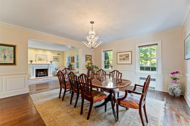 5 Cooper Road, Scarsdale, NY 10583