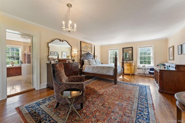 5 Cooper Road, Scarsdale, NY 10583