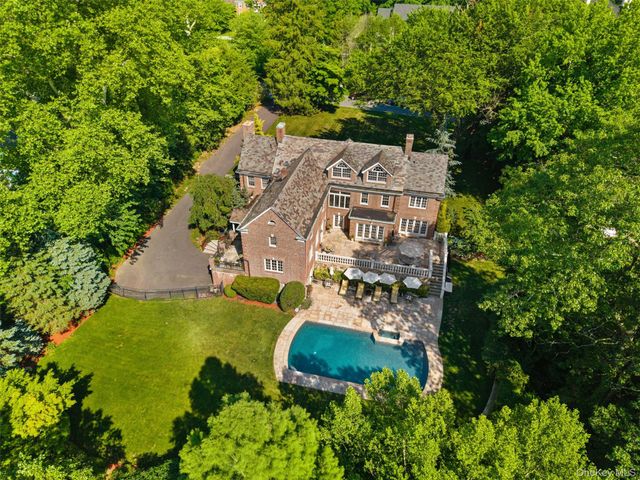 5 Cooper Road, Scarsdale, NY 10583