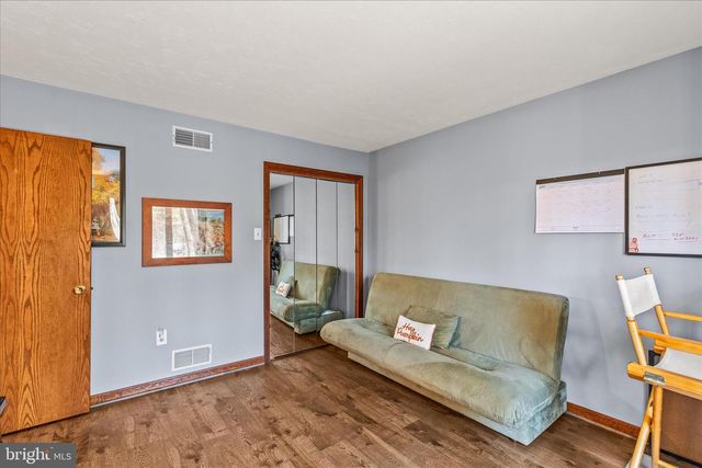 200 BOYDS HOLLOW RD, Biglerville, PA 17307