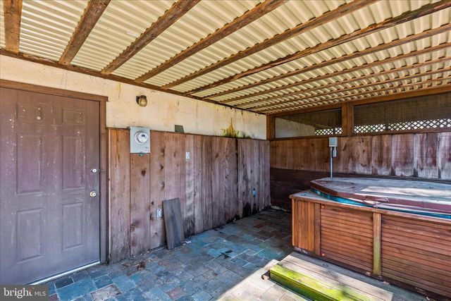 200 BOYDS HOLLOW RD, Biglerville, PA 17307