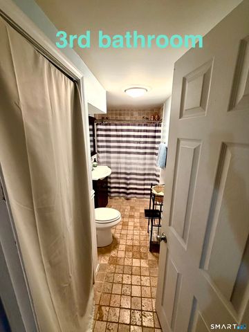 407 Short Beach Road, East Haven, CT 06512