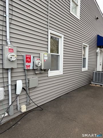 407 Short Beach Road, East Haven, CT 06512