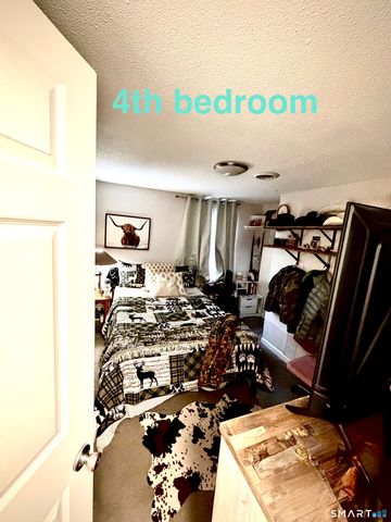 407 Short Beach Road, East Haven, CT 06512