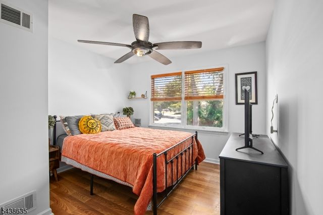 118 Brook Dr, Hackettstown Town, NJ 07840