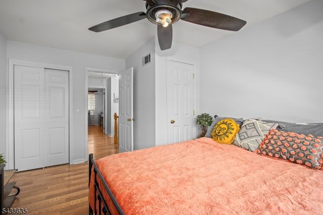 118 Brook Dr, Hackettstown Town, NJ 07840