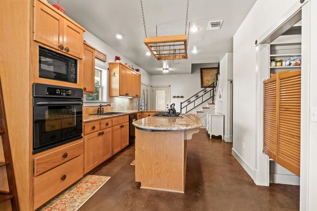 140 COUNTY ROAD 2242, Daingerfield, TX 75638