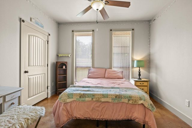 140 COUNTY ROAD 2242, Daingerfield, TX 75638