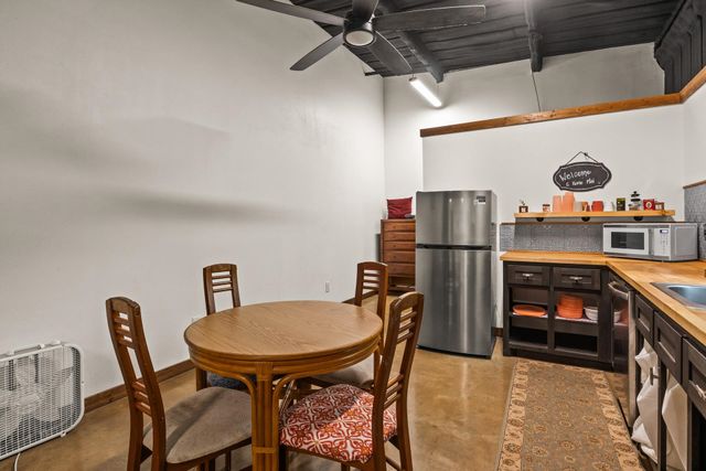 140 COUNTY ROAD 2242, Daingerfield, TX 75638