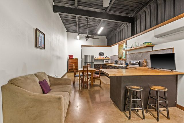 140 COUNTY ROAD 2242, Daingerfield, TX 75638