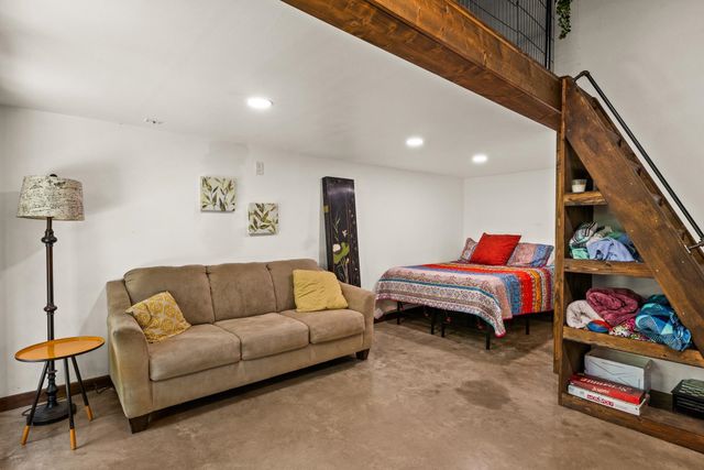 140 COUNTY ROAD 2242, Daingerfield, TX 75638