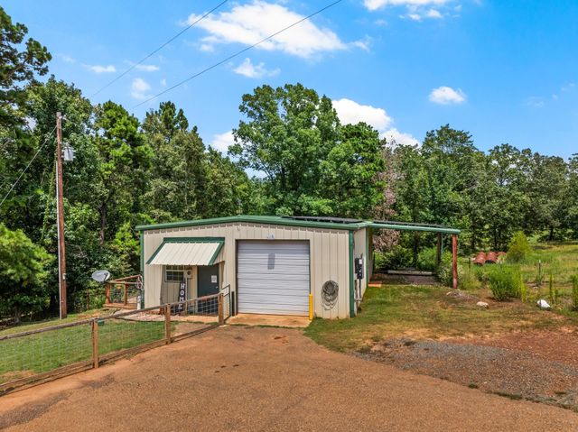 140 COUNTY ROAD 2242, Daingerfield, TX 75638