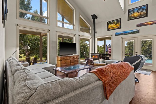 140 COUNTY ROAD 2242, Daingerfield, TX 75638