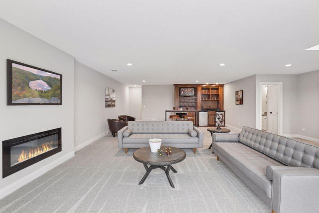 15261 110th Avenue N, Dayton, MN 55369
