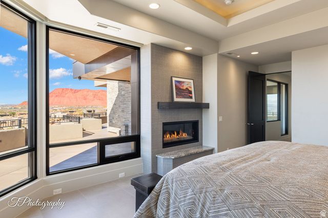 2001 W GREYHAWK CIR, St. George, UT 84770