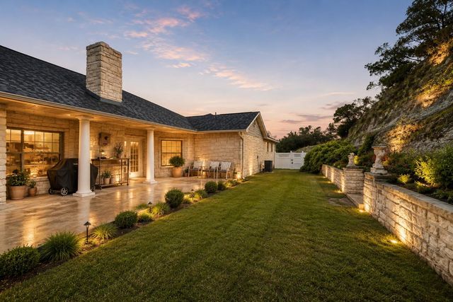 39 La Toya TRL, Wimberley, TX 78676