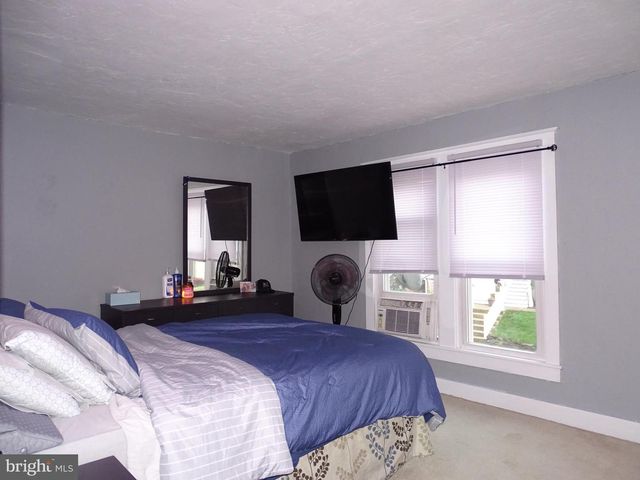 324 ATLANTIC AVE, Red Lion, PA 17356