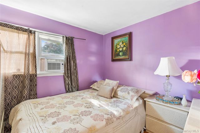 15 Pine Cone Street, Middle Island, NY 11953